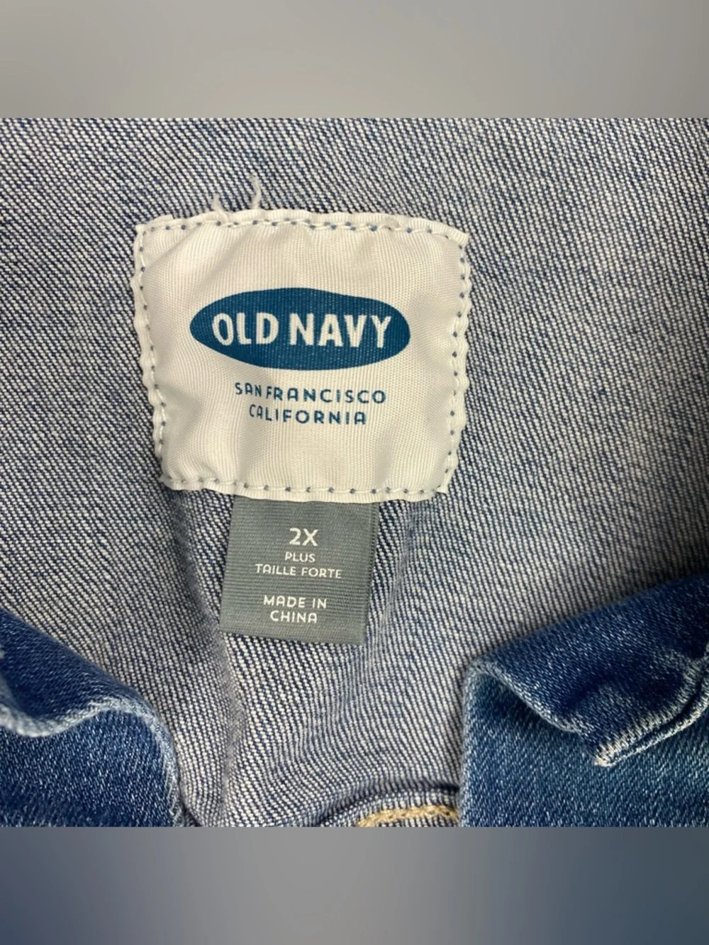 Old Navy Jean Jacket Blue Denim Medium Wash Button Up Women's Size 2X Plus. - Picture 2 of 8